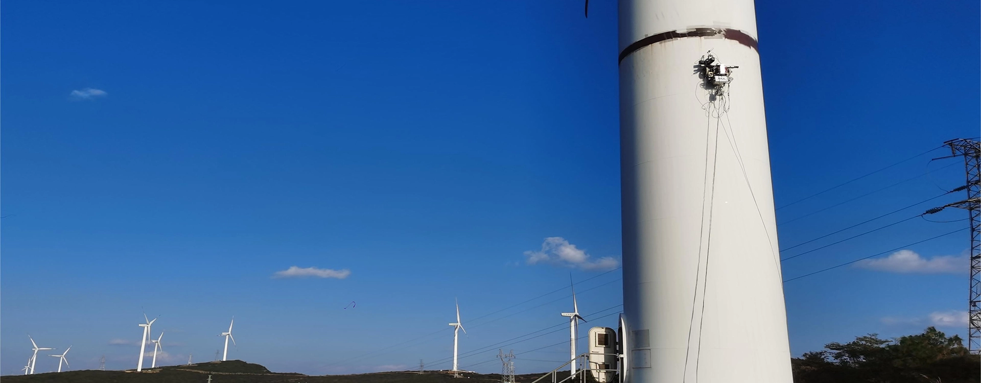 Wind Turbine Towers Blasting & Painting