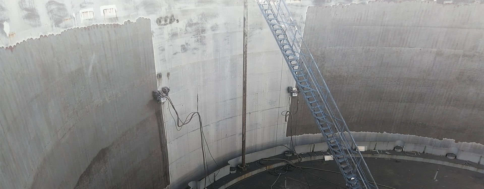 Storage Tank Cleaning